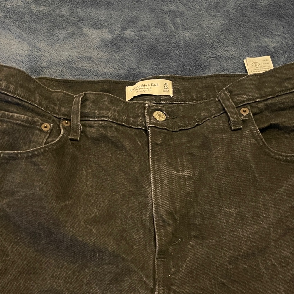 Abercrombie & Fitch Women's 90’s Straight High Ultra Rise Black Jeans Size 31/12